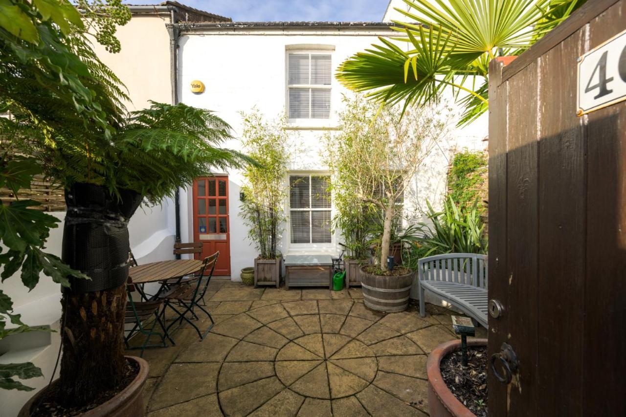 Delightful Bird Sisters Cottage With Free Parking Brighton Exterior foto